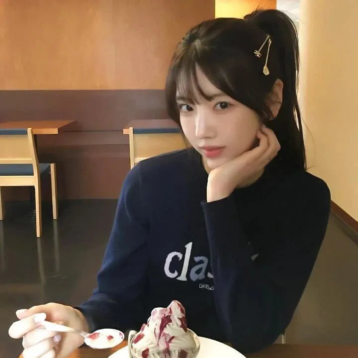 红色背篓